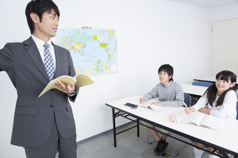 小学生の塾通いは週何回？